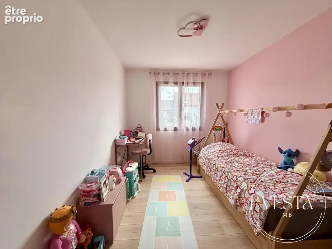 Maison 5 pièces 107 m² à vendre à Rouvres-En-Plaine (21110) - photo 7