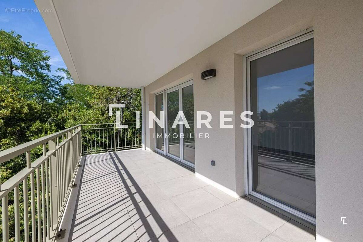 Appartement à MARSEILLE-9E