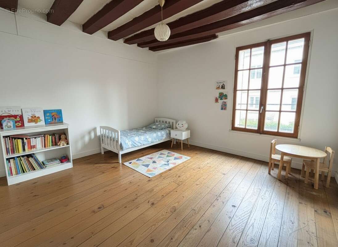 Maison à MAGNY-LE-HONGRE