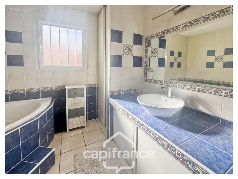 Maison à CASTELCULIER