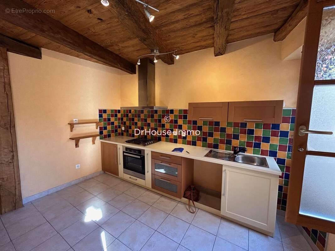 Maison 76 m² à Cahors  - photo 5
