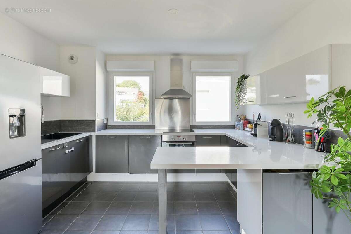 Appartement à SAINT-CYR-AU-MONT-D'OR