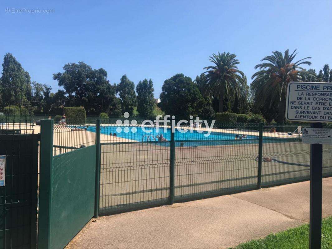 Appartement à MANDELIEU-LA-NAPOULE