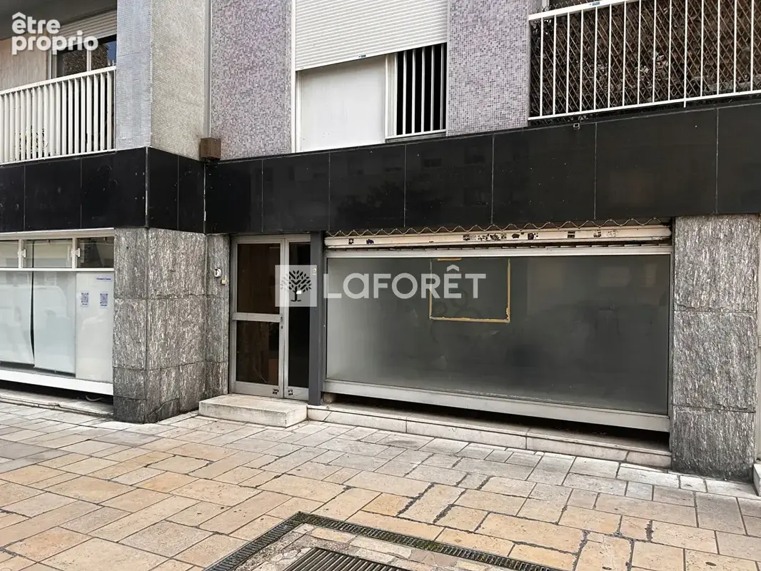 Commerce à PARIS-15E