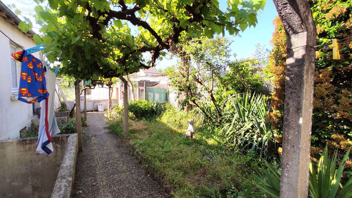 Maison à CHATELLERAULT