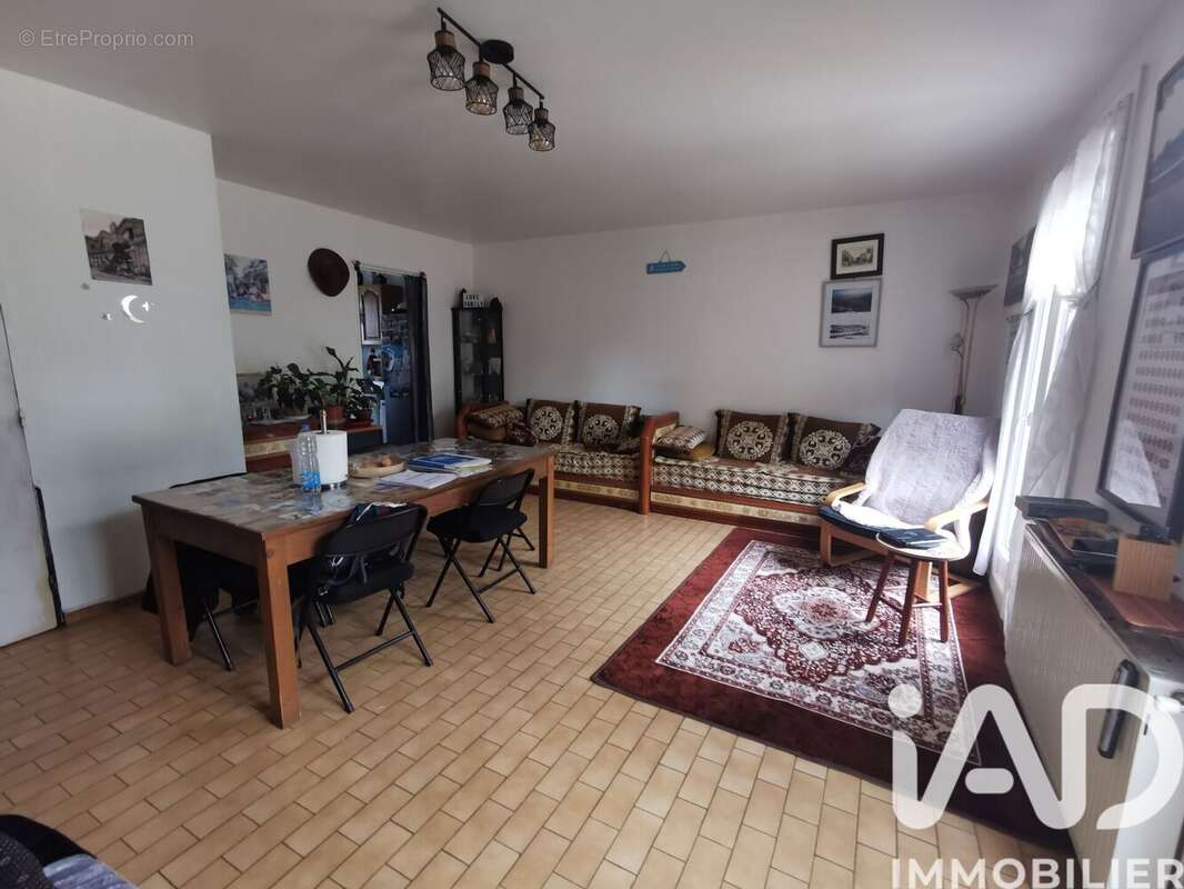 Maison 104 m² à Soignolles-En-Brie  - photo 6
