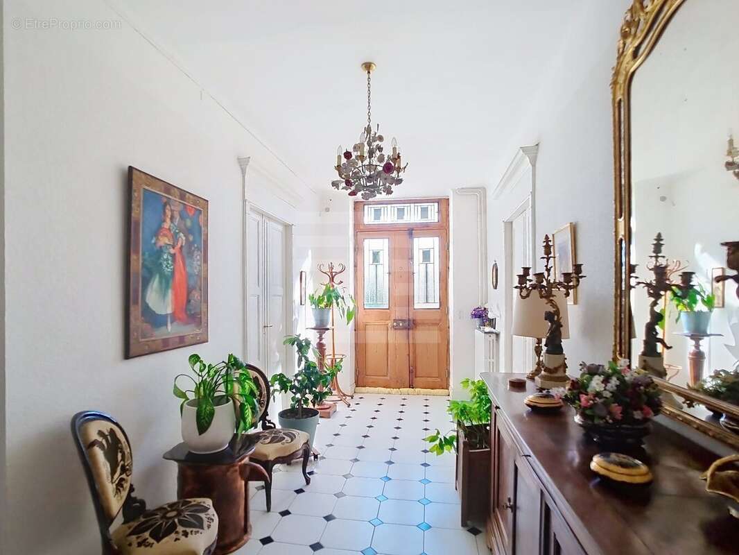 Maison à LEZIGNAN-CORBIERES