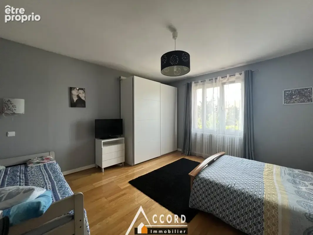 Maison 6 pièces 140 m2 - photo 4