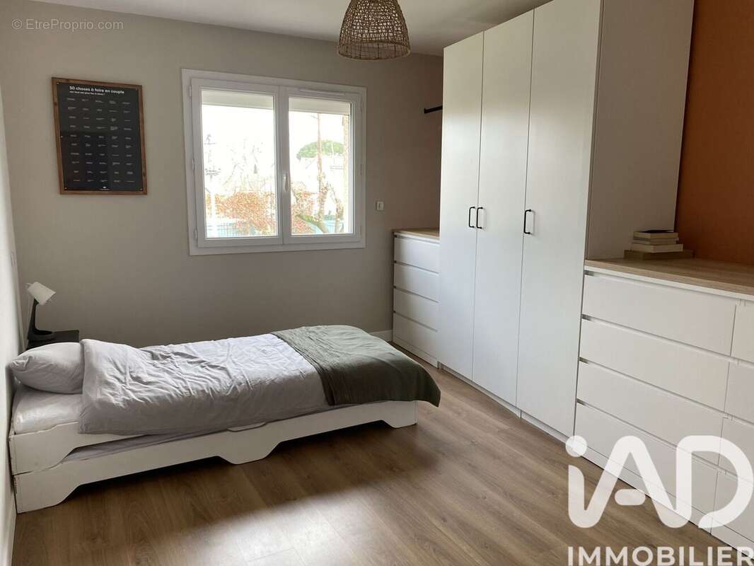 Photo 8 - Maison à VALERGUES