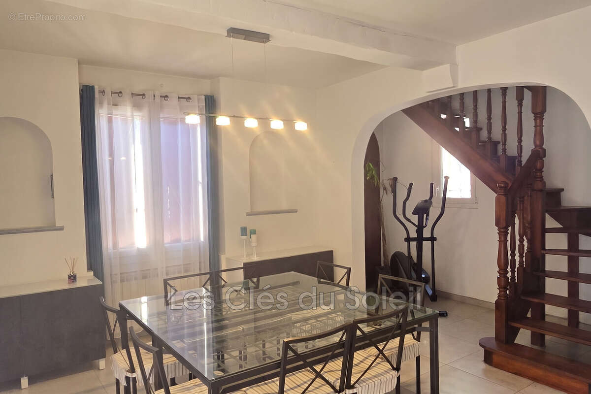 Maison 190 m² à Sollies-Ville  - photo 8