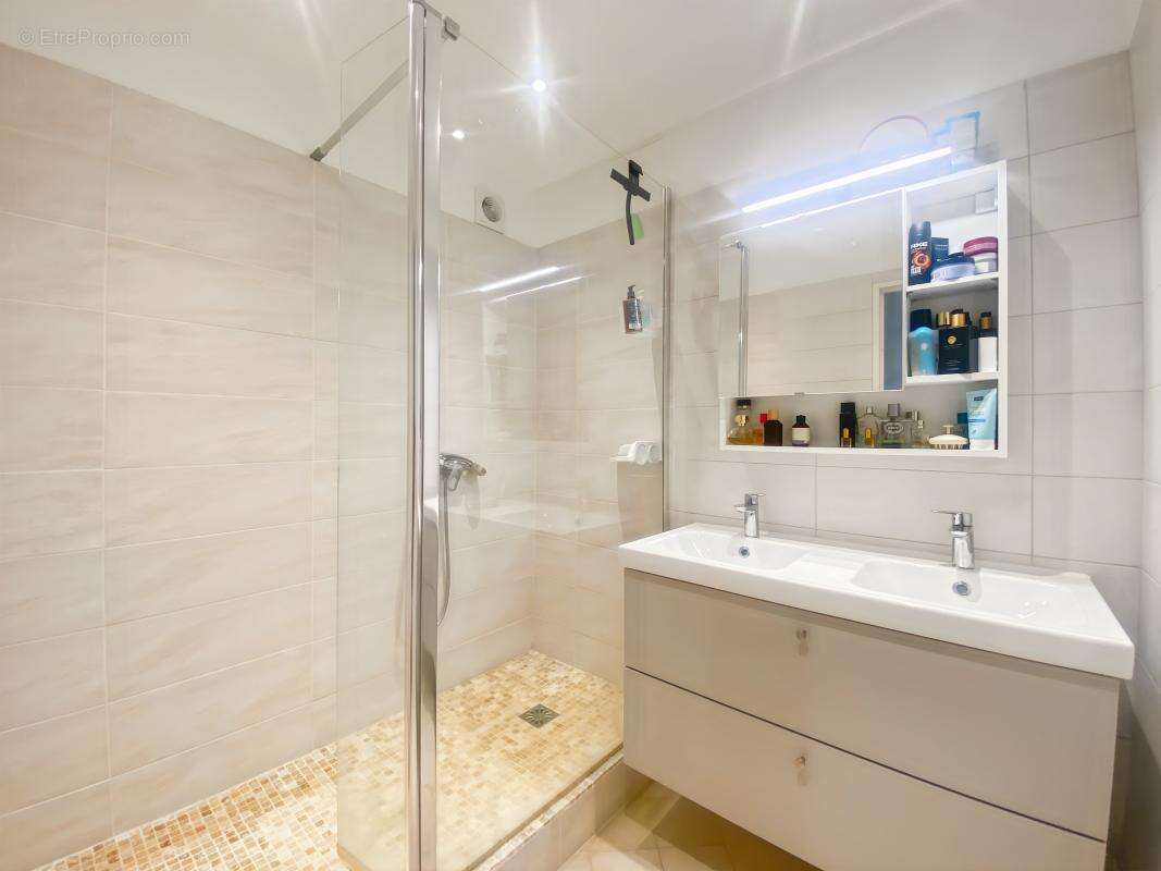 Appartement à MARSEILLE-13E