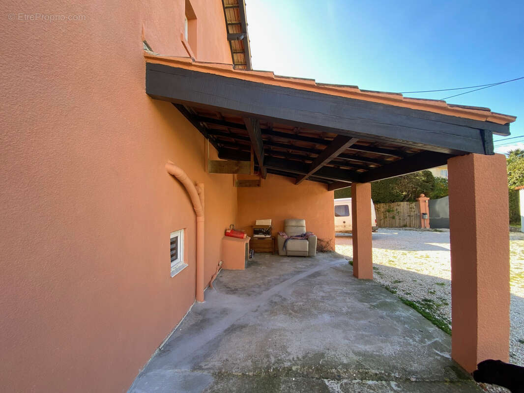 Maison à SIX-FOURS-LES-PLAGES