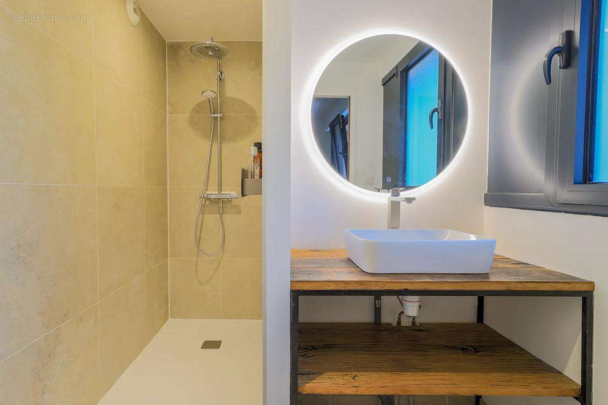 Maison à BOURGHELLES