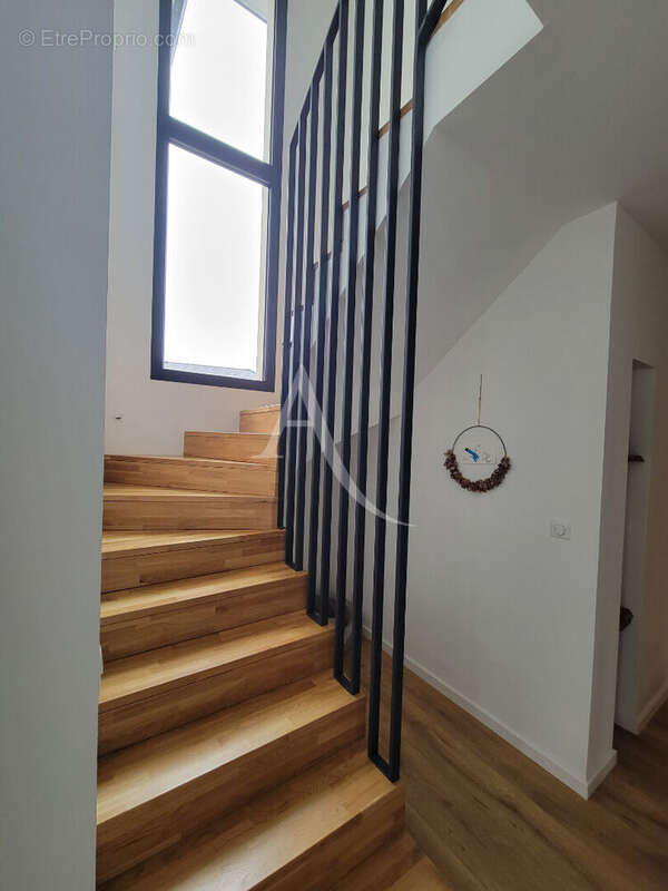 Maison Lescar 7 pièce(s) 195 m2 - photo 7