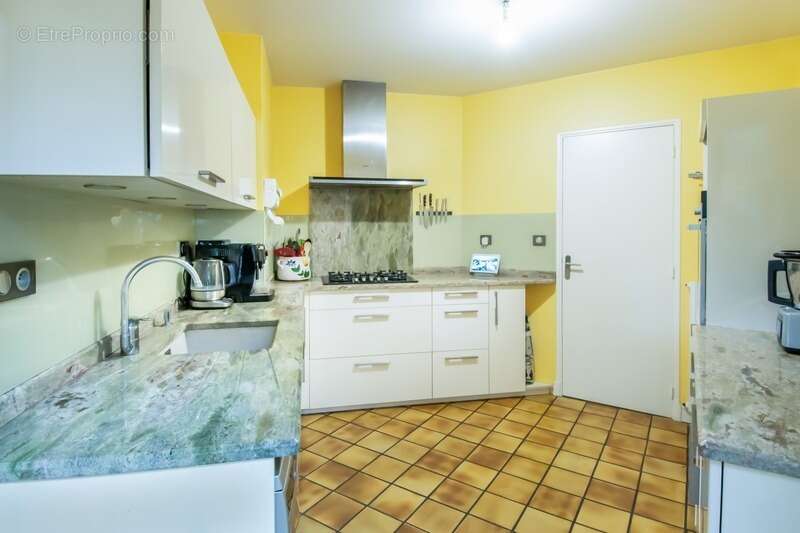 Maison à BIRAC-SUR-TREC