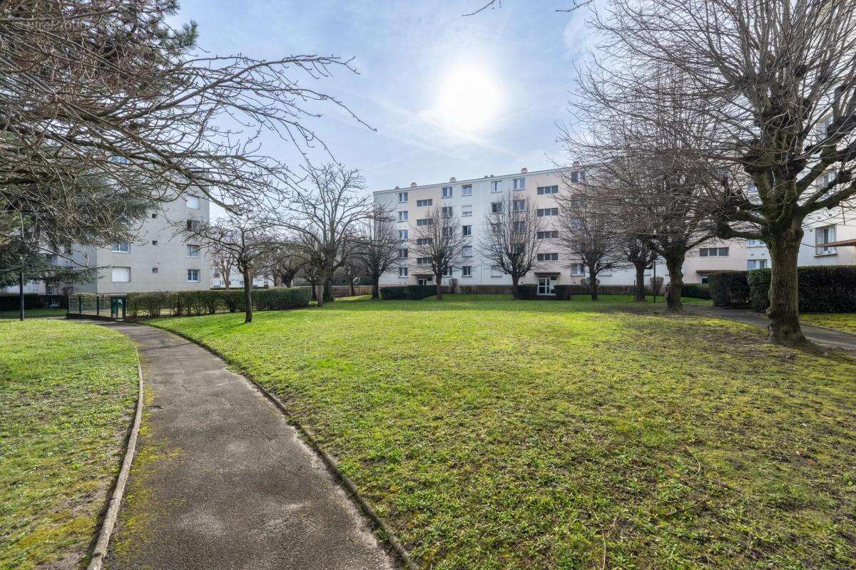 Appartement à NEUILLY-SUR-MARNE