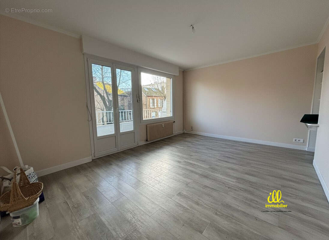 Appartement à CHARLEVILLE-MEZIERES