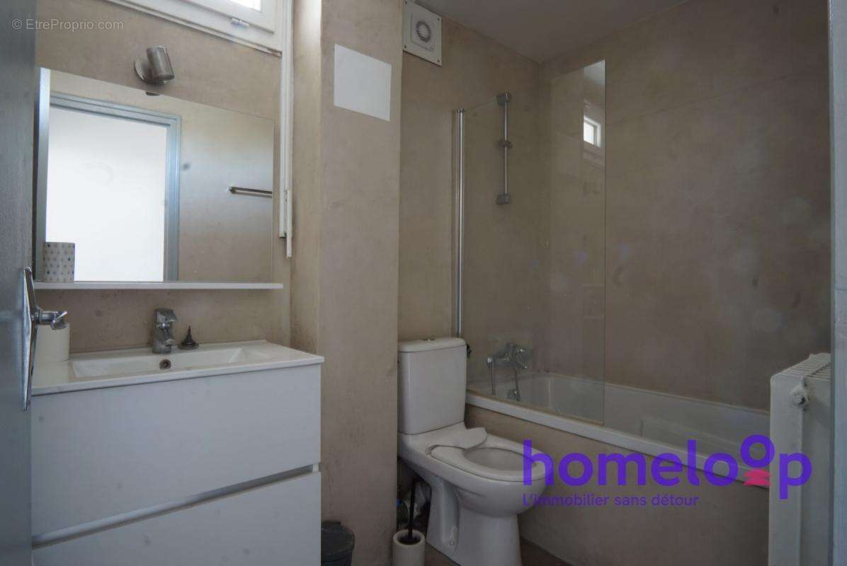 Appartement à BRON