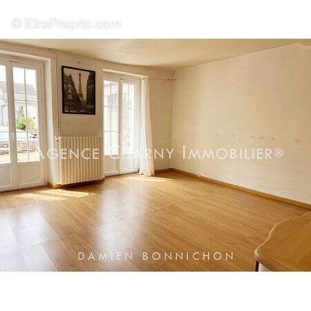 Maison à DAMMARIE-SUR-LOING