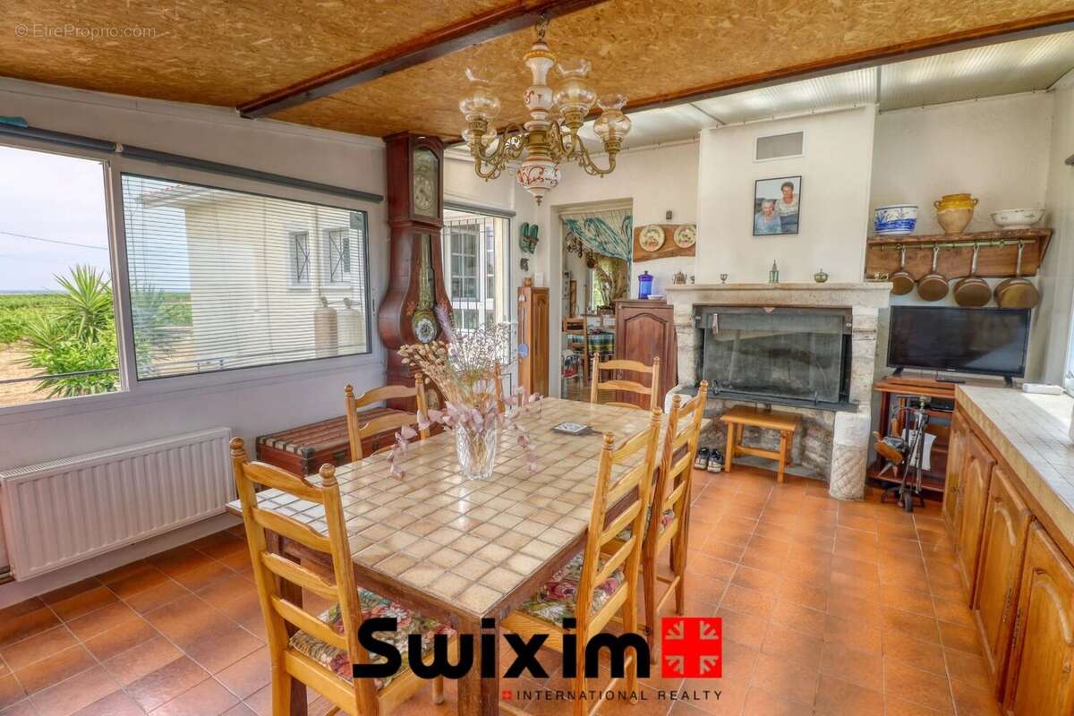 Propriété de 147m² - maison + dépendance - Saint-Estèphe - photo 2