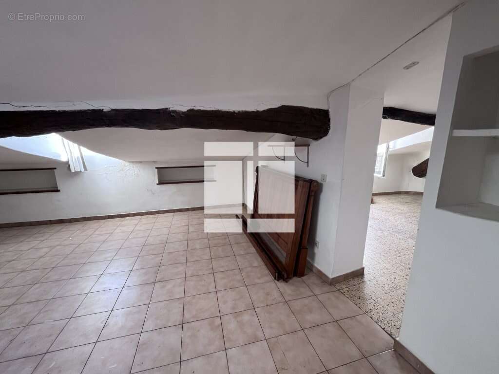 Bastia centre ville t2 mansardé - photo 7