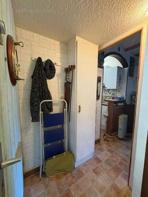 studio en rez de chaussée à rafraîchir - photo 9