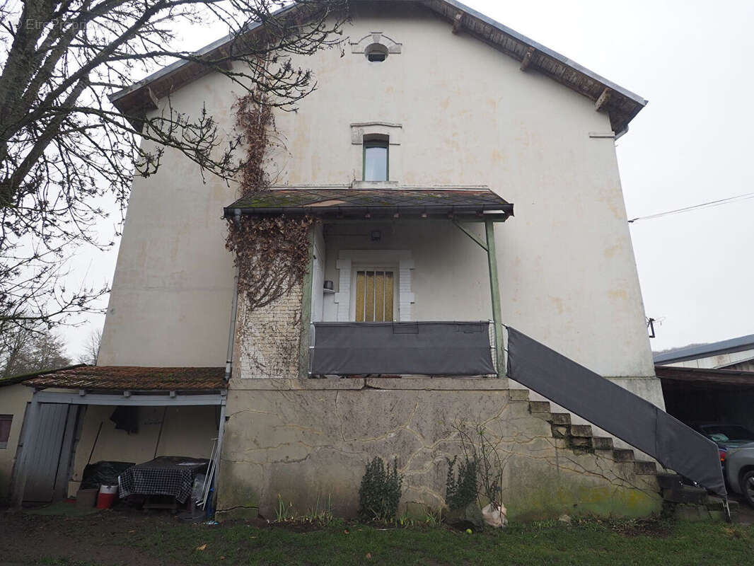 Appartement à NOMEXY