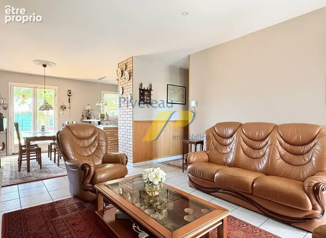 Maison 5 pièces 113 m² à vendre à Vallet (44330) - photo 2