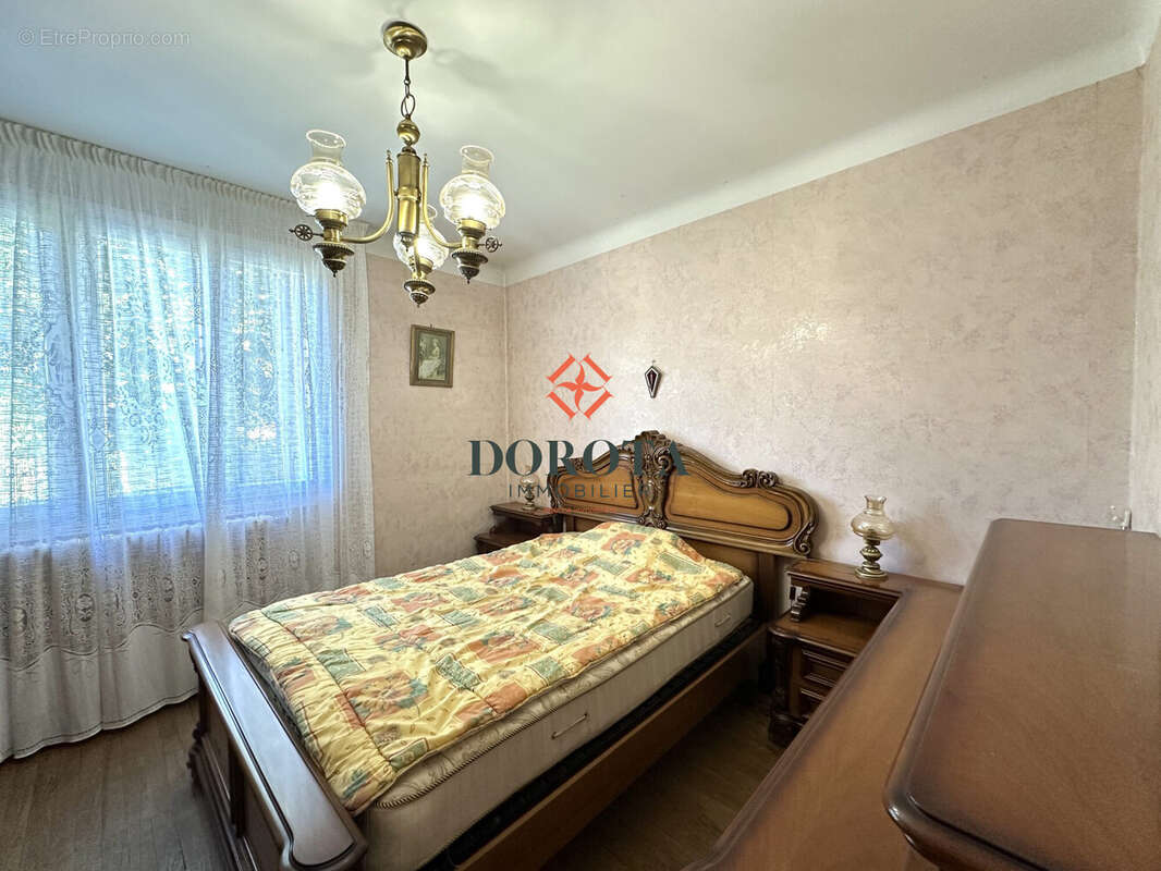 Maison à SAINT-MARTIN-D&#039;HERES