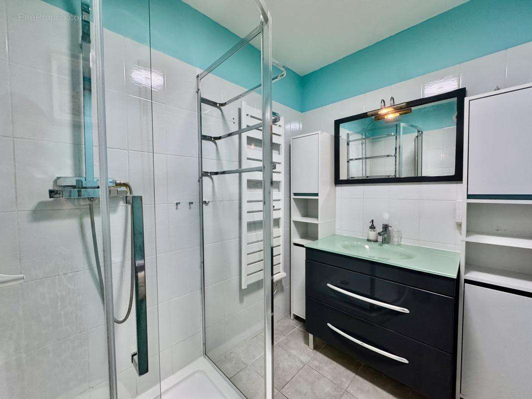 Appartement à SAINT-CHAMAS