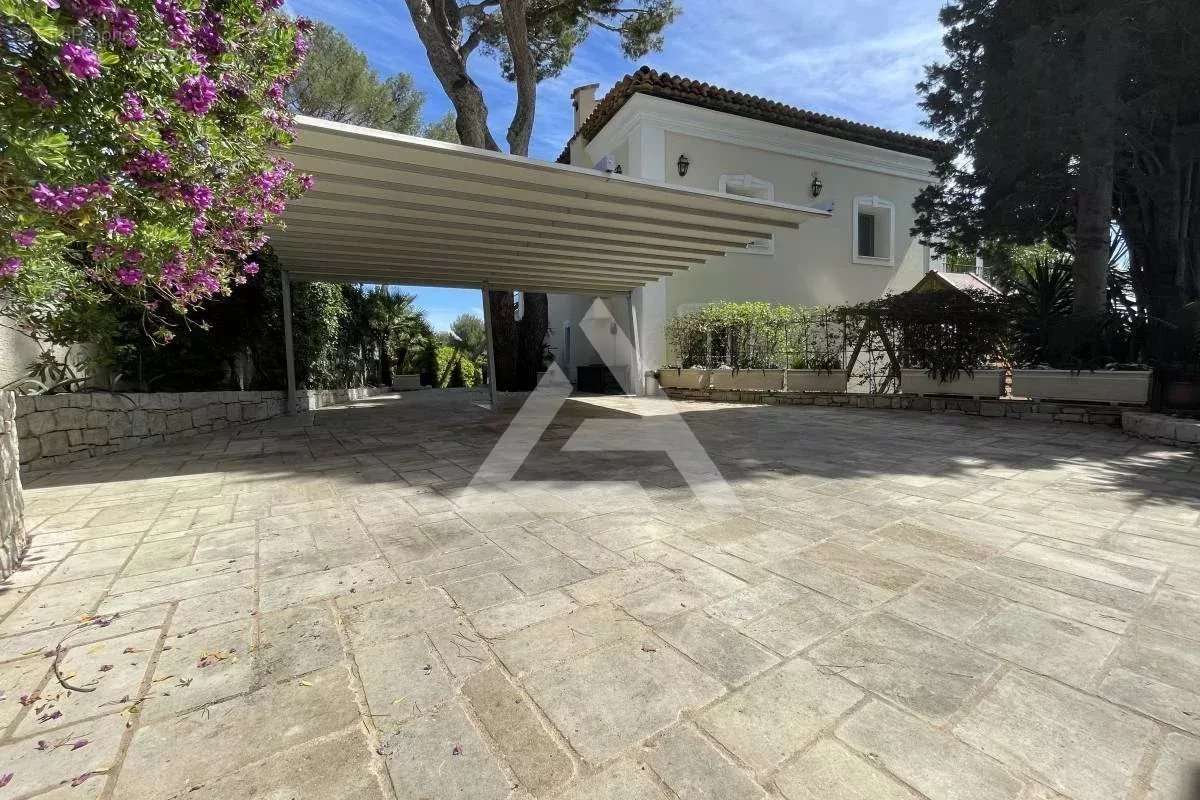 Maison à SAINT-JEAN-CAP-FERRAT