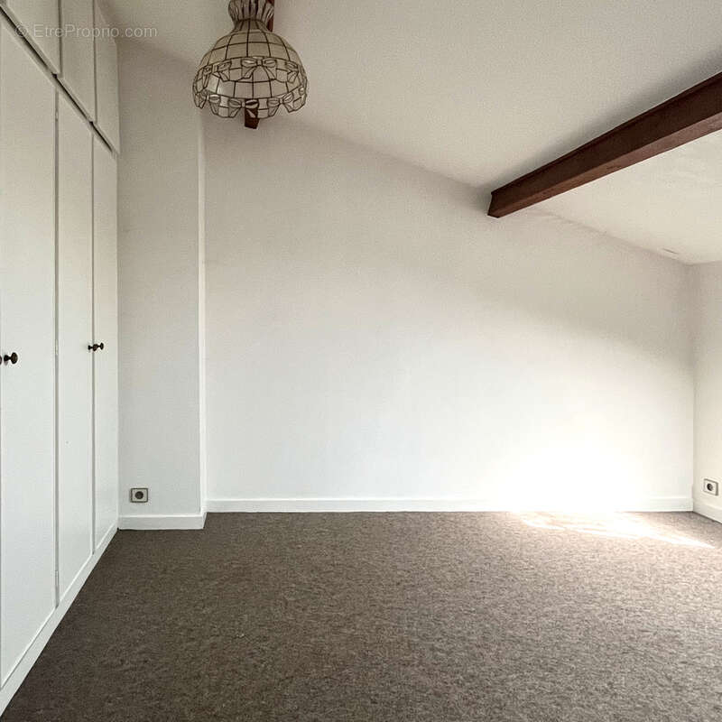 Maison à VILLENAVE-D&#039;ORNON