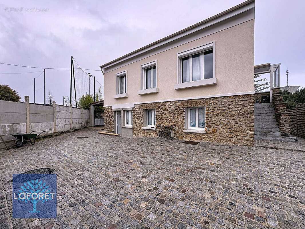 Appartement à ORMESSON-SUR-MARNE