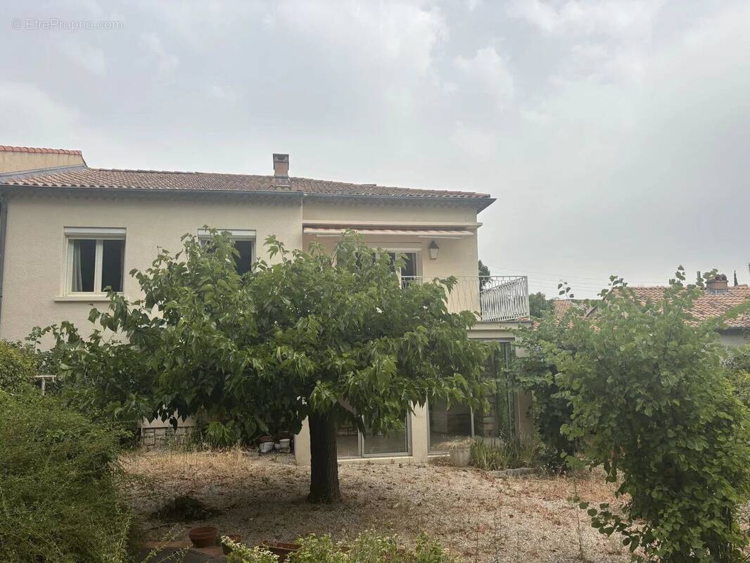 Maison à VILLENEUVE-LES-AVIGNON