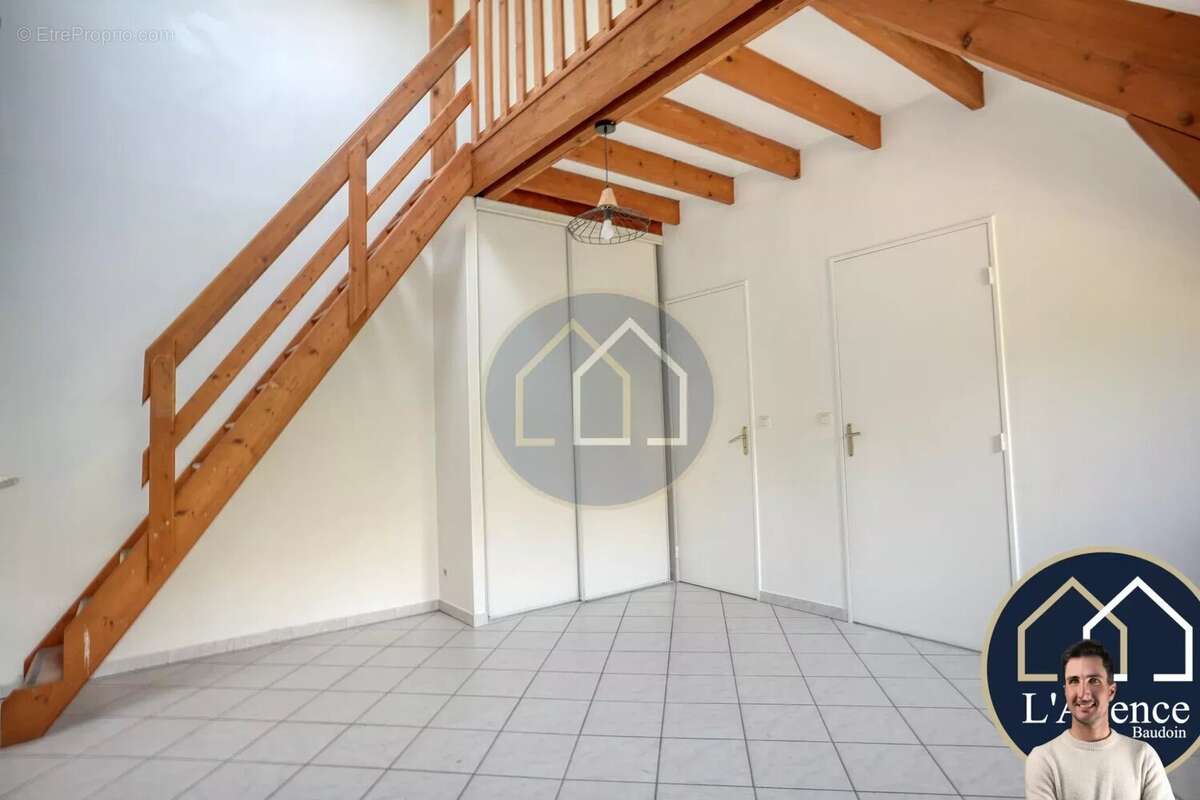 Appartement à EPERNON