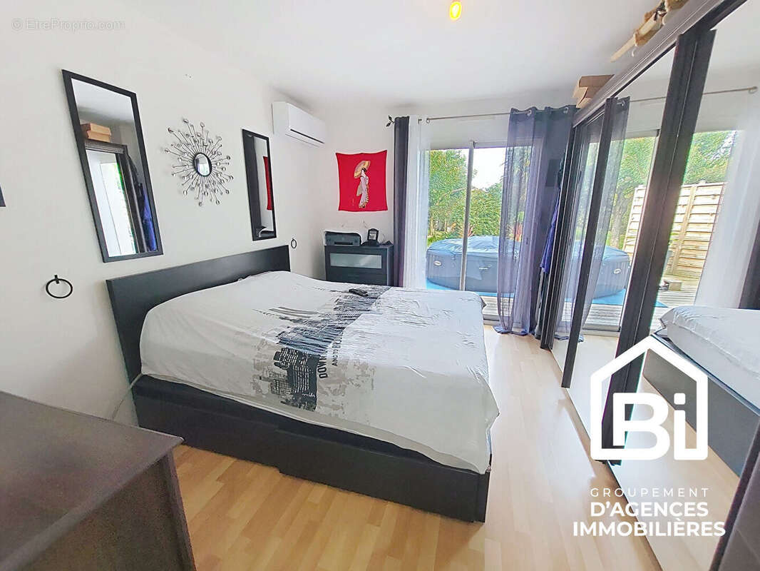 Maison à CRESSERONS