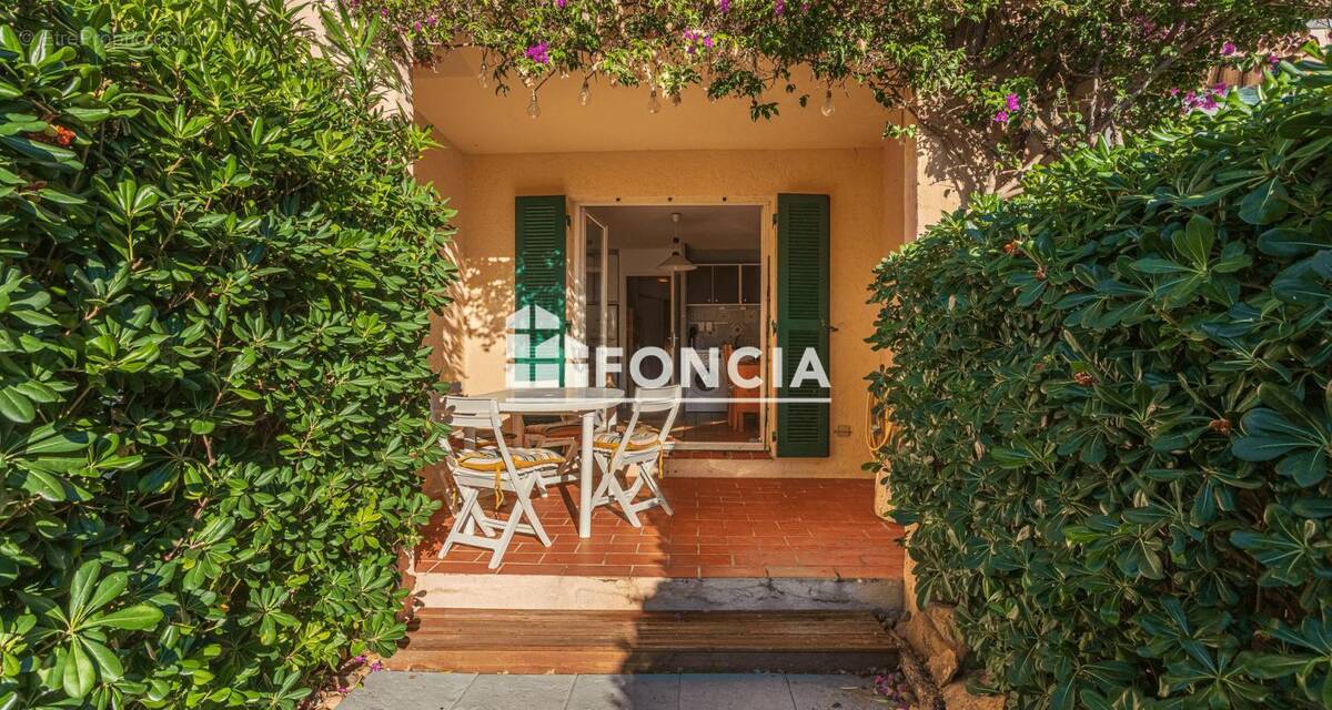 Appartement à SAINT-MANDRIER-SUR-MER