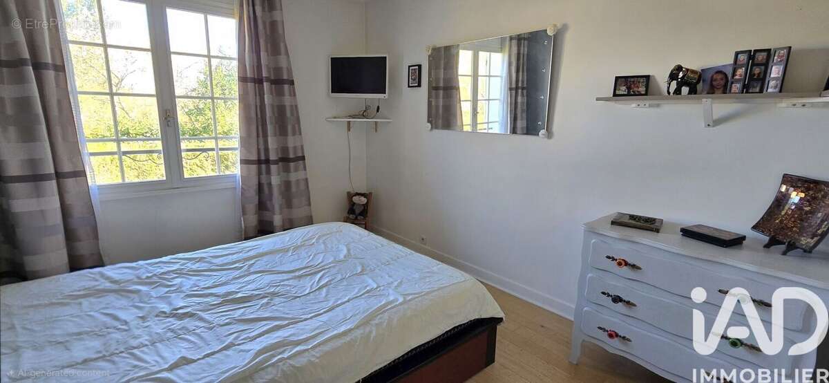 Photo 9 - Maison à SAINT-GERMAIN-LES-ARPAJON