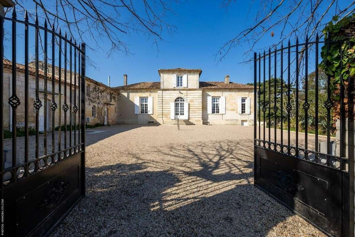 Propriété de caractère avec gîte et chambre d’hôtes – à 15 min de Bordeaux - photo 2