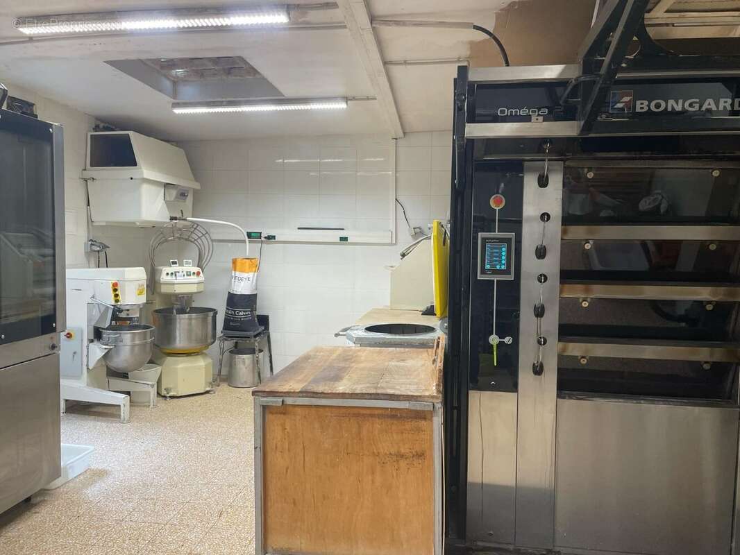 Commerce à MARAUSSAN