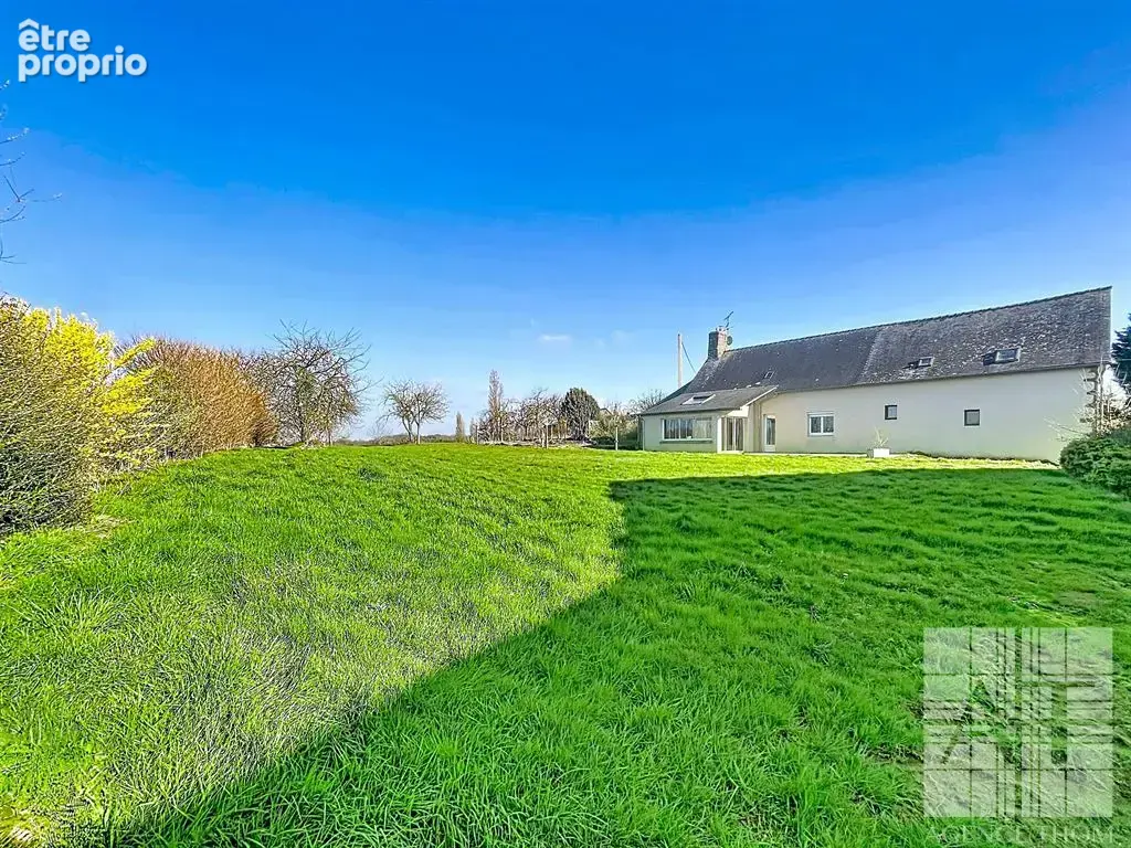 Authentique corps de ferme en pierres avec dépendances et vaste terrain - photo 12
