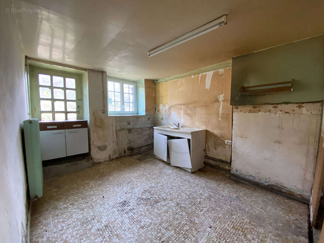 Maison à CHAMPSECRET