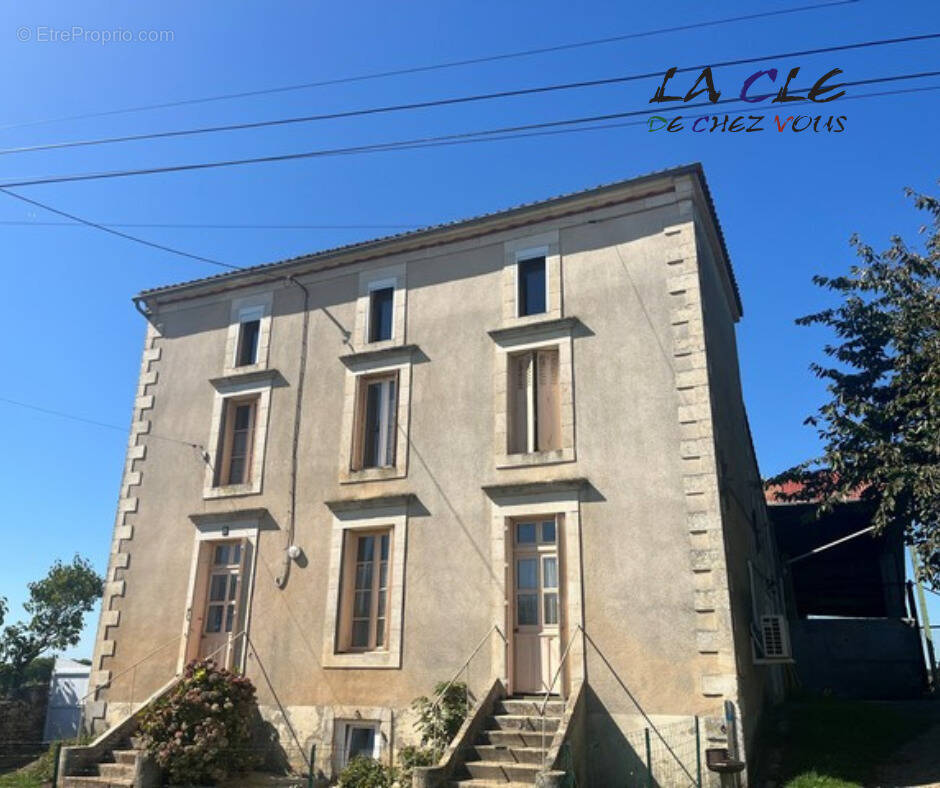 Maison à SAINT-POMPAIN