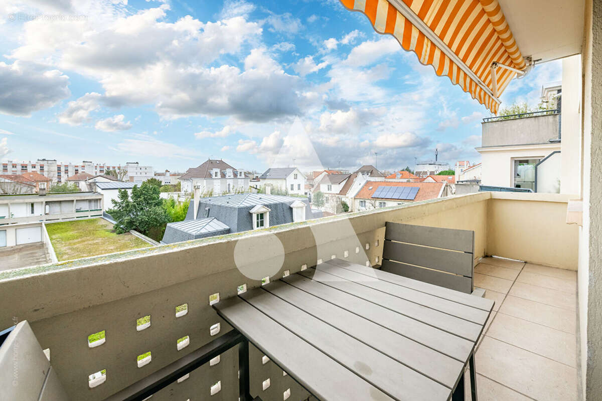 Appartement à SAINT-MAUR-DES-FOSSES