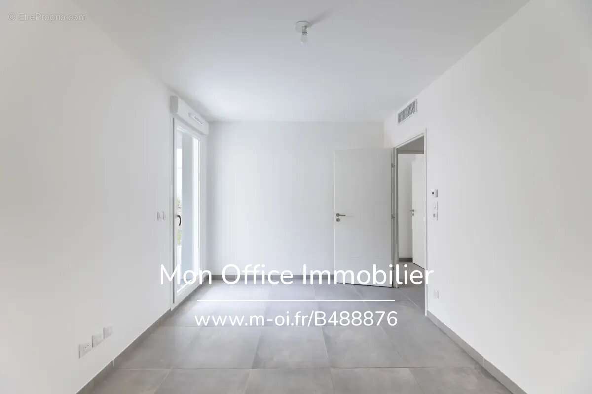 Appartement à MARSEILLE-8E