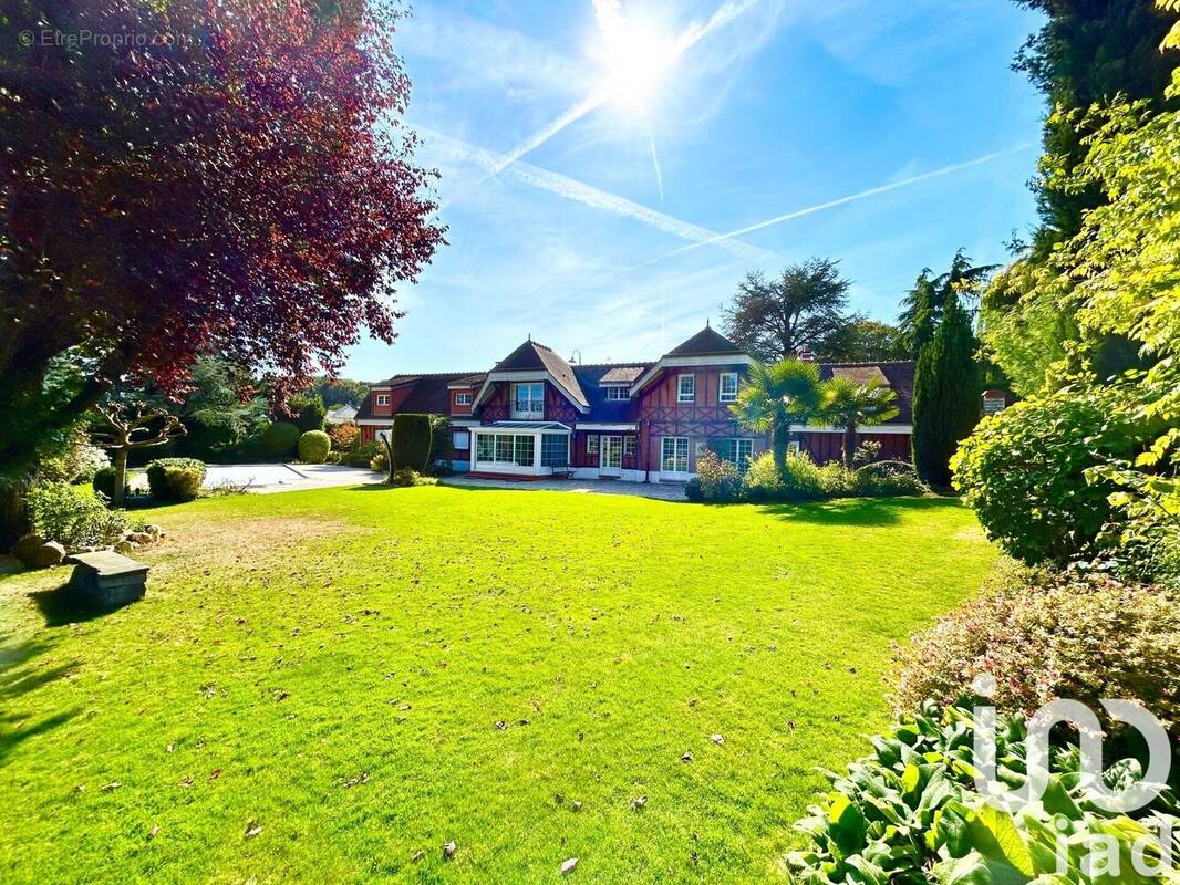 Photo 1 - Maison à SAINT-FARGEAU-PONTHIERRY