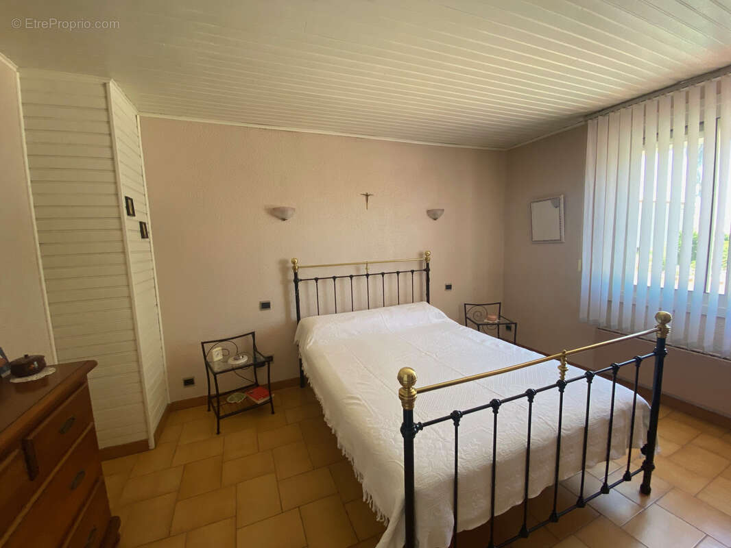 Maison à VILLELONGUE-DE-LA-SALANQUE