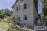 Maison à LACAPELLE-LIVRON