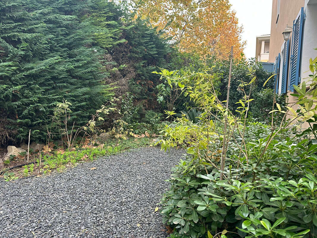 Appartement à MOUGINS