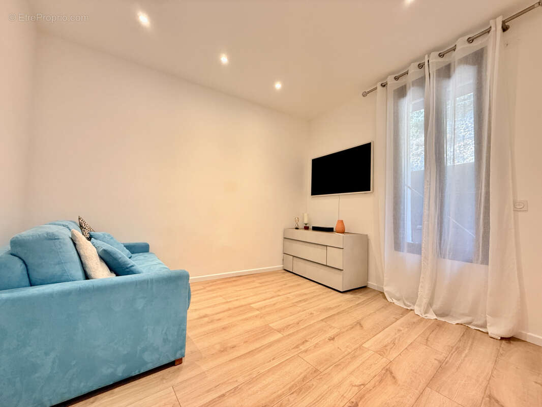 Appartement à ROQUEBRUNE-CAP-MARTIN